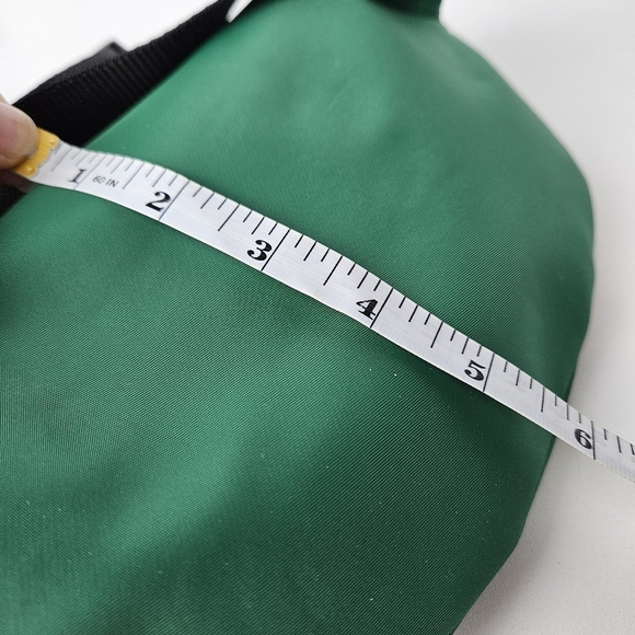 MAC Stranger Things Bag Limited Ed 1986 Hawkins Tigers Fanny Pack Bag - Picture 6 of 7